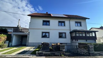 Expose Zweifamilienhaus – Ihr neues Zuhause mit Garten, Dachterrasse, Indoorpool &amp; Garage!