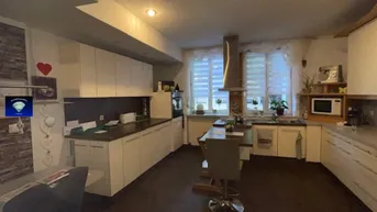 Expose Mörbisch am See originales burgenländisches Generationshaus mit entzückendem Innenhof-1160
