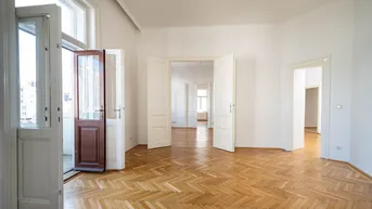 Expose Charmante 5-Zimmer-Altbauwohnung