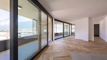 Expose Lichtdurchflutete Premium 3-Zimmer Dachgeschosswohnung