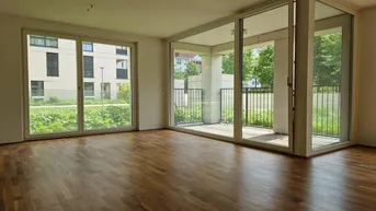 Expose Provisionsfrei - Helle 4-Zimmer--Wohnung mit Terrasse und TG-Platz &amp; Wellness und Fitness