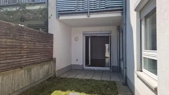 Expose HEREINSPAZIERT - 4-Zimmer-Gartenwohnung in zentraler Lage mit Garagenplatz