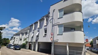 Expose 4-Zimmer-Gartenwohnung mit Tiefgaragenplatz in TOPLAGE - Nähe Rathausplatz