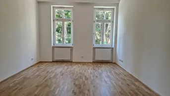 Expose Erstbezug nach Sanierung - Altbaucharme - Kleine Wohlfühlwohnung mit Grünblick - ideal für Singles und Studenten