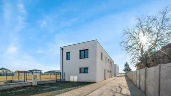 Expose Doppelhaushälfte mit Terrasse und Garten