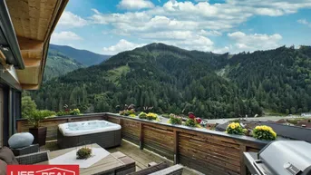 Expose Exklusives Einfamilienhaus in Viehhofen mit Pool, Whirlpool und traumhaftem Bergpanorama