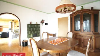 Expose Traumhaus mit Charakter: Fernsicht, Großzügigkeit und 2.000 m² Grundstück mit Erweiterungspotenzial