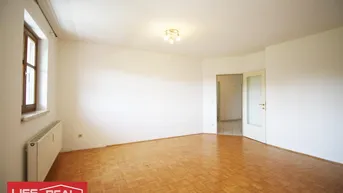 Expose Helle und großzügige 3,5-Zimmer-Wohnung mit Blick ins Grüne
