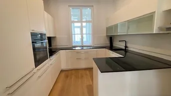 Expose Erstbezug 5 Zimmerwohnung mit Garagenmöglichkeit Nähe U1 Nestroyplatz 