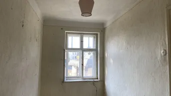 Expose Bauernhof mit Arkaden und Stadel zum Renovieren !