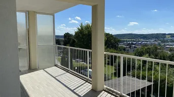 Expose Schöne, große Wohnung in super Aussichtslage