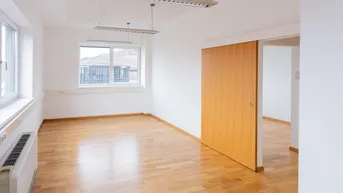 Expose Kleinbüro nähe Handelscenter