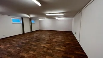 Expose Vielseitige Gewerbefläche in Amstetten – ideal für Büro, Praxis, Studio oder Fitnessraum!