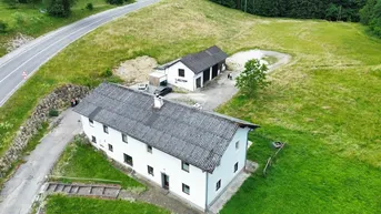 Expose Bauernhaus mit großem Grundstück in Seitenstetten