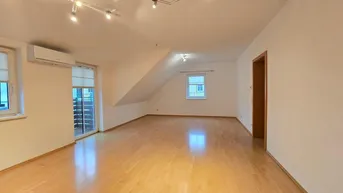 Expose Dachgeschosswohnung mit Grünblick in Amstetten
