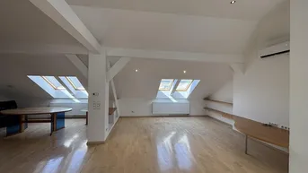 Expose Dachgeschosswohnung im Zentrum von Amstetten