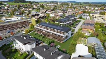 Expose Ortszentrum Seekirchen - ansprechende 3-Zimmer-Erstbezugs-Wohnung mit Garten!