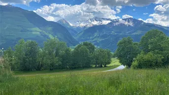 Expose Baugrund mit unverbaubarem Panoramablick in Uttendorf am Sonnberg