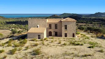 Expose Luxus-Finca in einzigartiger Lage mit herrlichem Meerblick in Son Servera, Mallorca