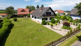 Expose Sanierungsbedürftiges Einfamilienhaus mit großem Garten in Weitersfeld
