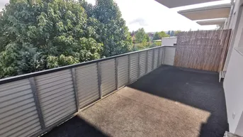 Expose Gut aufgeteilte 3-Zimmer Wohnung in ruhiger Lage
