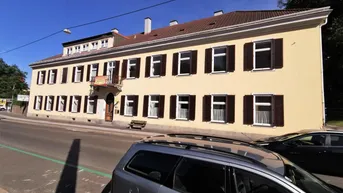 Expose ZENTRUMSNÄHE, geräumige Altbauwohnung zur Miete