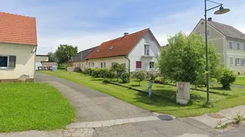 Expose Geräumiges Bauernhaus mit angebautem Nebengebäude samt Hütte und Abstellraum