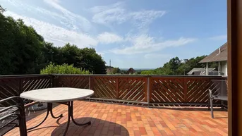 Expose Umgebautes Kellerstöckl mit 3 Wohneinheiten, Terrasse, Balkon, Keller und Weingarten in Aussichtslage