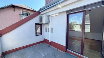 Expose Altbau-Charme in Leibnitz: 3-Zimmerwohnung mit Lift und Holzböden