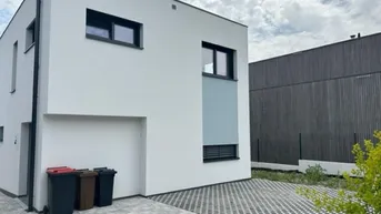 Expose Doppelhaushälfte BELAGSFERTIG mit Gutschein für Küche von 5.000€ bei Home Life Design Studio..!!.....