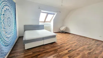 Expose FREIER MIETZINS-HERVORRAGENDE LAGE-Modernisierte 2 Zimmer DG Wohnung