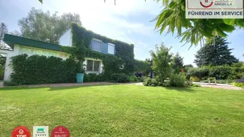 Expose NEUPREIS -Familienvilla mit ausserordentlich großem Garten. Pool und Teich