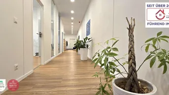 Expose Modernes 6 Zimmer - Büro mit 13 Stellplätze zum Vermieten