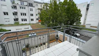 Expose RUHIGE 2-ZIMMER-EIGENTUMSWOHNUNG IN HOFSEITIGER LAGE – IDEAL FÜR PÄRCHEN ODER SINGLES