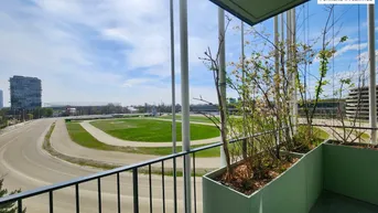 Expose Stadtleben im Grünen! TOPLAGE! Exklusive 3 Zi-Wohnung mit 2 Bädern im begehrten Viertel 2