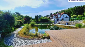 Expose  Erfüllen Sie sich einen Traum mit oder ohne Haus - ☀️Wunderschönes voll aufgeschlossenes Baugrundstück mit Naturteich und Badesteg