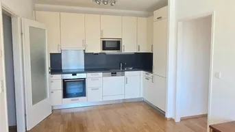Expose Dachgeschosswohnung mit 3 Zimmern auf ca. 70m2 inkl. Garage - Ruhige Lage, Lichtdurchflutet und hochwertig ausgestattet!