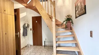 Expose Ihr neues Zuhause wartet auf Sie! Wahre Oase der Ruhe + großzügigem Grundstück