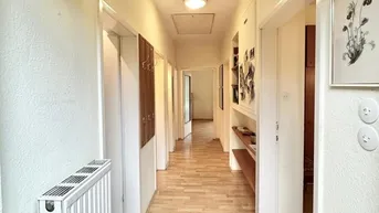 Expose Idyllisches Wohnen mit Gartenparadies und zusätzlichem Grundstück in Bestlage Bad Fischau Brunn.