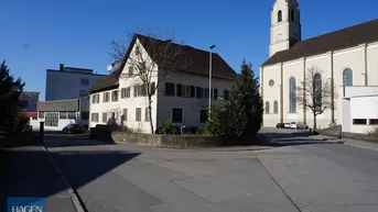 Expose Grundstück mit Altbestand