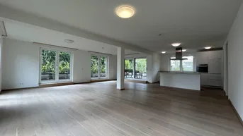 Expose XXL Maisonette mit Terrasse in Anif