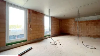 Expose 4 Zimmer Familientraum mit tollem Freibereich
Besichtigungstermin vor Ort möglich!
