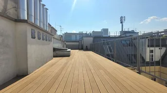 Expose Großzügig angelegte Dachgeschoss Maisonette mit ca. 70qm Terrasse