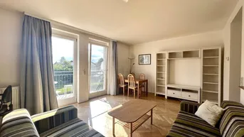 Expose  ** 2 Zimmer in ruhiger Lage mit Garagenstellplatz und Kellerabteil **