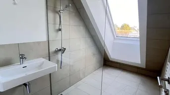 Expose Neubau-Anlegerwohnung | VINCENT | Dachgeschoss mit Terrasse | aufstrebende Lage | Provisionsfrei!