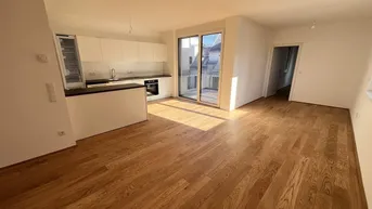 Expose Erstklassige 3-Zimmerwohnung mit großer hofseitiger Terrasse | Erstbezug | Provisionsfrei!