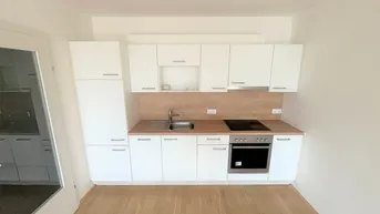 Expose SCHÖN geschnittene 2-Zimmer Wohnung mit BALKON!
