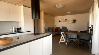 Expose Moderne 4-Zimmer Maisonettewohnung mit großer Dachterrasse und Balkon 