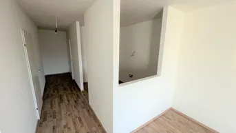 Expose Bis zu 3 Monate MIETFREI! - Sonnige 2-Zimmerwohnung mit Balkon 