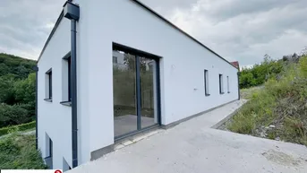 Expose Haus mit 2 Wohneinheiten! 